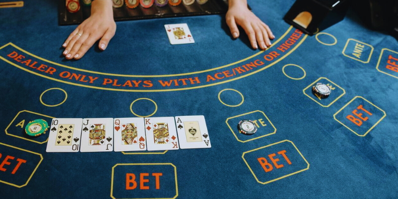 Các bước chơi game Blackjack tại nhà cái OK88